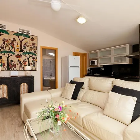 Appartement Beachfront Port - Rest Malaga Fuengirola