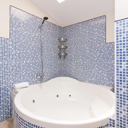 Appartement Beachfront Port - Rest Malaga Fuengirola